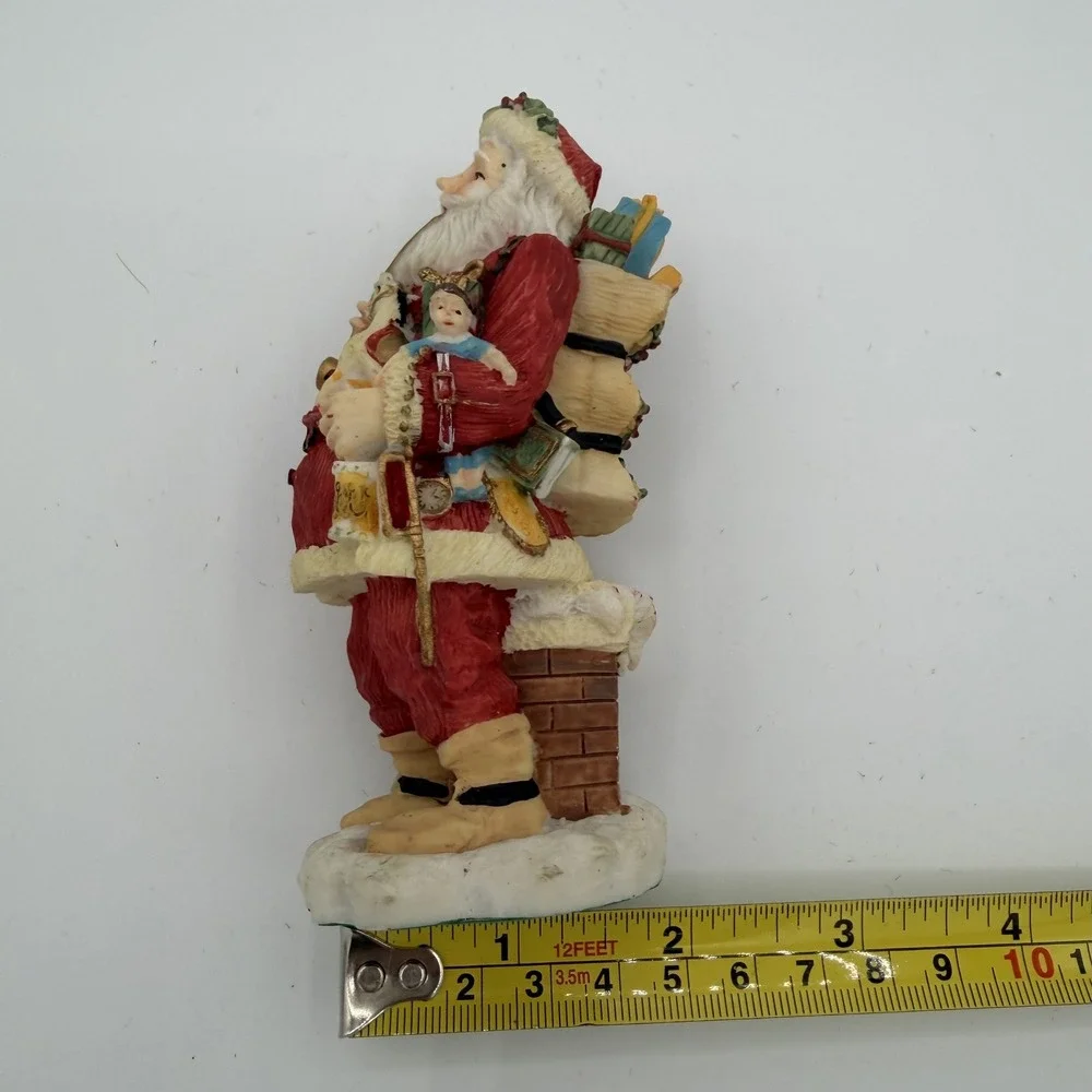 Vintage 1992 Santa Claus Figure‎ Holding Toys and Pipe on Chimney Base